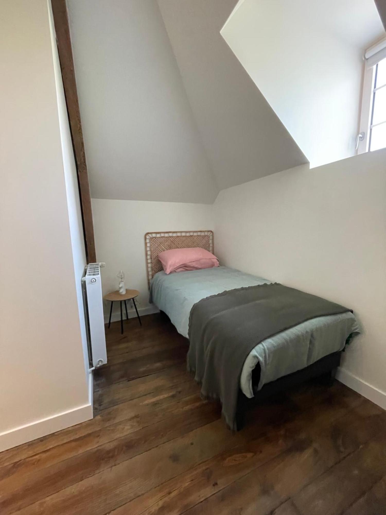 L'aumonerie De Rotheneuf Apartment